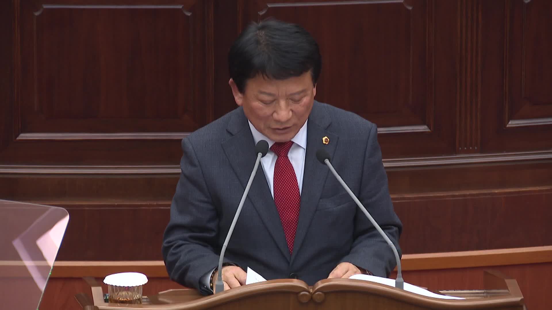 '선거용 논란' 경남 민생지원금 조례 가결