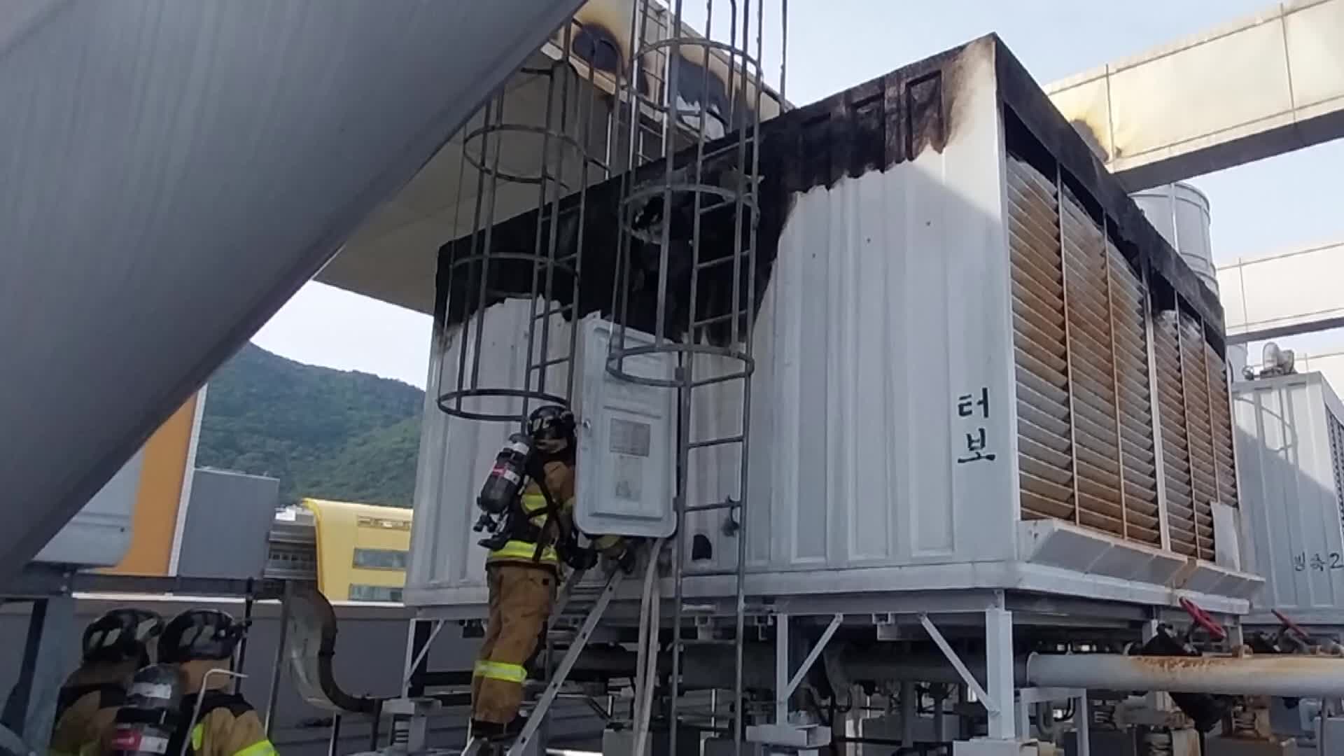 양산부산대병원 옥상 화재...1명 부상 